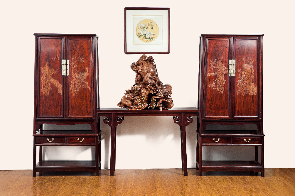 紅酸枝圓角柜 紅酸枝圓角柜