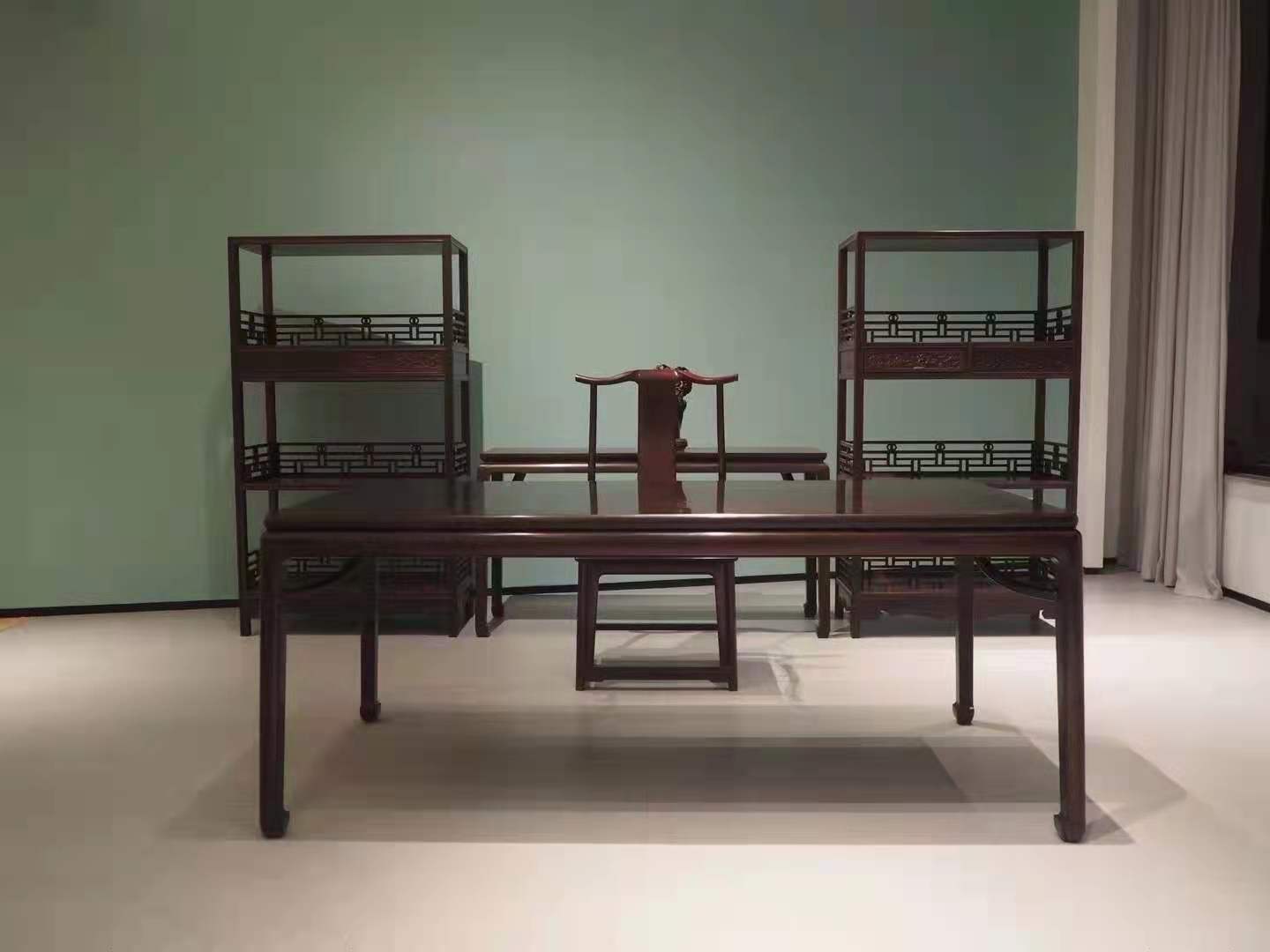 紫檀- 明式辦公桌 紫檀- 明式辦公桌